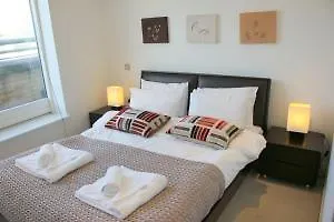 Peymans - The Luxurious Penthouse Serviced Apartment Cambridge